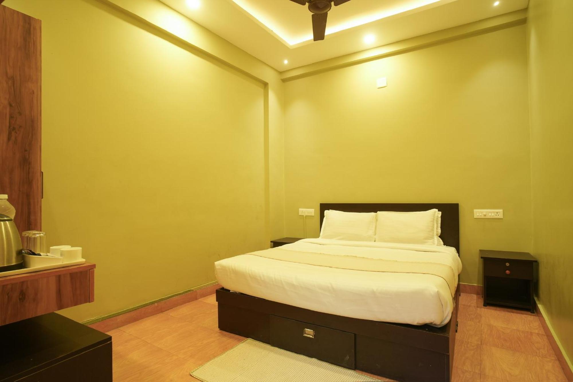 Albergue Rasha Residency Kalpetta Exterior foto